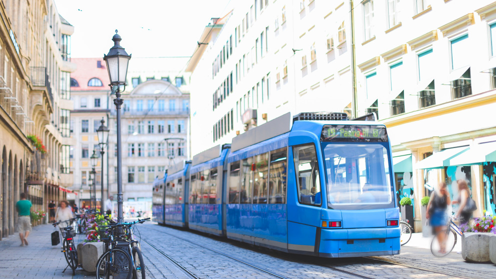 München Tram Fussgängerzone Theaterinerstraße